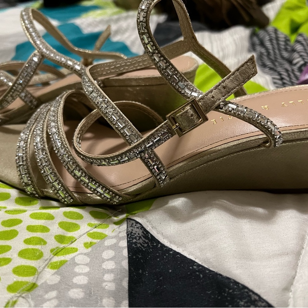 Kelly & Katie Elegant Women's Sandals with Rhinestone Straps